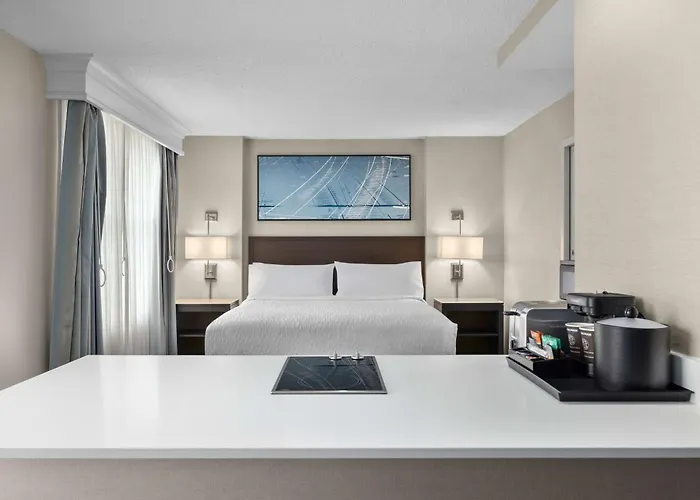 Отель Homewood By Hilton Chicago, Il 3*